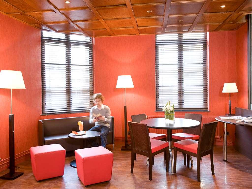 Ibis Saint-Omer Centre Restoran fotoğraf